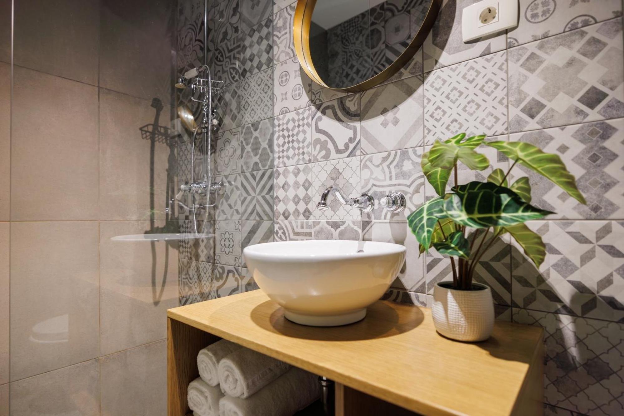 Vila Robida Rooms & Spa Črni Kal Екстериор снимка